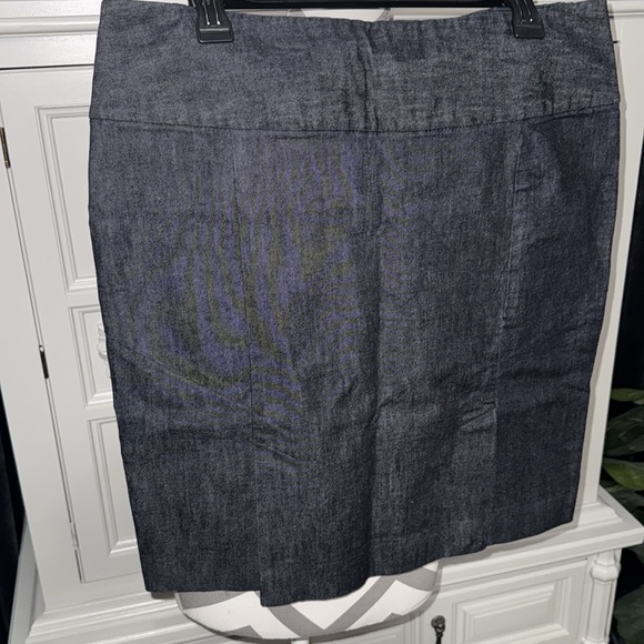 Dark Navy Knee Length Pencil Denim Skirt by Gap - Size 14 - Picture 6 of 13
